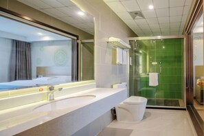 Room - Home Inn Huaxuan Select Hotel (Weihai High-speed Railway Station Hanlefang Branch) (Weihai)