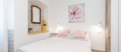 Studio (Studio Apartment with Sea View)