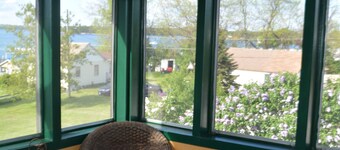 Chateau Country Inn 