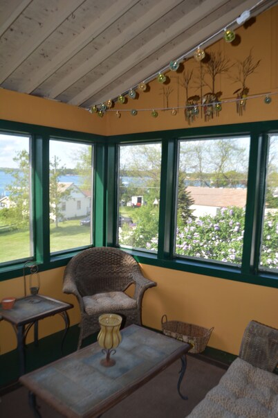 Chateau Country Inn 