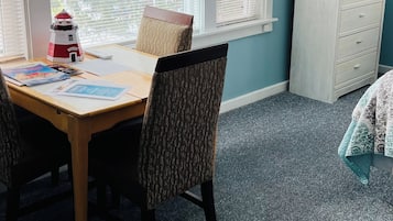 Standaard kamer, 1 kingsize bed | Luxe beddengoed, gratis wifi, beddengoed