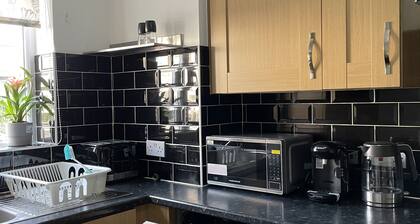 Fully Furnished Luxury Large Rooms In West Thurrock, Grays-Essex