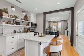 Immagine non classificata, 5 di 39, pulsante