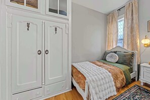 4 間睡房、Wi-Fi、床單