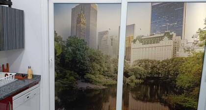 Loft Manhattan. In the center, near the beach. Private garage. Experience 1!