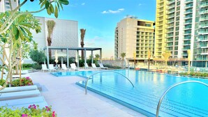 Apartemen (2 Bedrooms) | Kolam renang