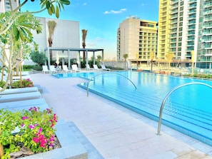 Apartment (2 Bedrooms) | Pool | Outdoor pool - Elegant Stay: Balcony & Stunning Dubai Creek Views (Dubai)
