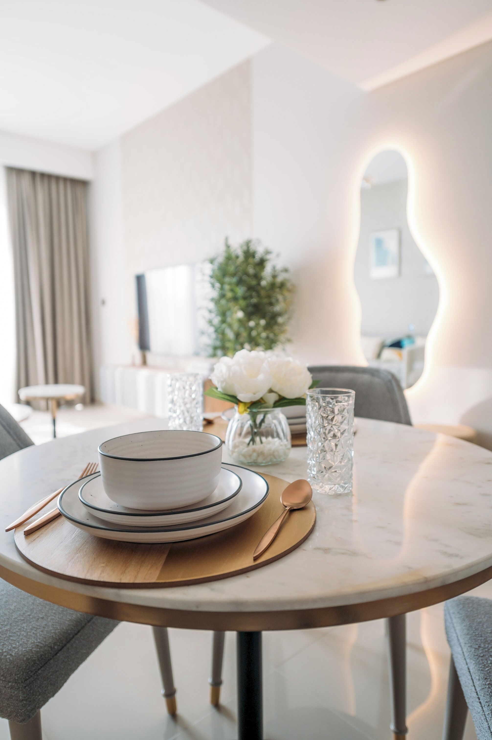 Apartment (2 Bedrooms) | Dining