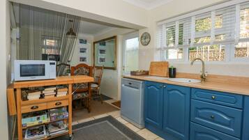 Fridge, dishwasher, electric kettle, toaster