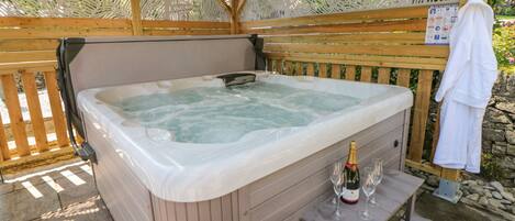 Cottage | Enceinte de lâhĂ©bergement