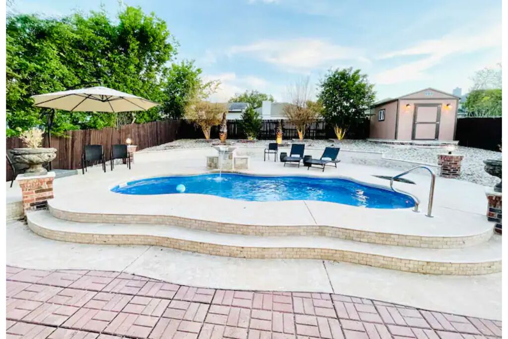 (Hot tub) Relaxing Outdoor Lounge + Pool + Billard