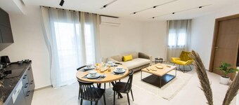 Sunset 203 Luxury apt With Gym in Lac1