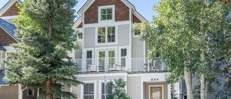 Maison, 4 chambres | Extérieur
