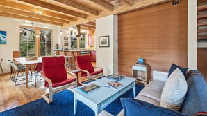 House, 3 Bedrooms | Living area