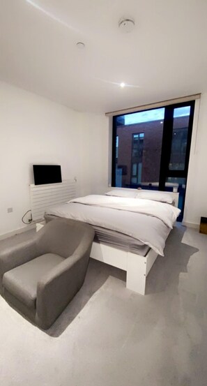 Apartment, 1 Queen-Bett | 1 Schlafzimmer, kostenloses WLAN, Bettwäsche