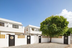 Parking - APT by DW (San Juan)