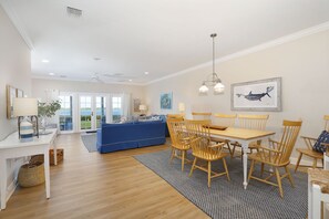 Maison mitoyenne, 3 chambres | Restauration