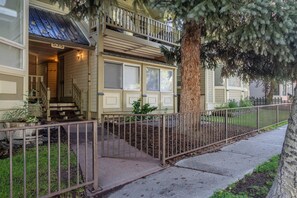 Condo, 3 Bedrooms | Exterior