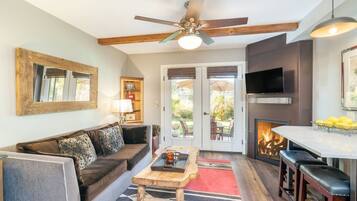 Condo, 1 Bedroom | Living room