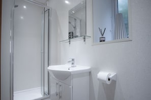 Hydromassagedusche, Handtücher