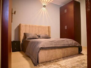 Apartment | 3 bedrooms, free WiFi, bed sheets