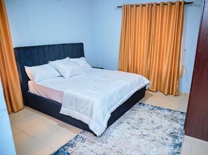 Apartment | 3 bedrooms, free WiFi, bed sheets - Stunning 3-bed Apartment in Osapa Lekki (Lekki)