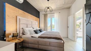 Vila, 4 quartos, piscina particular, vista para a montanha | 4 quartos, berços grátis, roupa de cama
