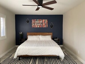 2 soverom, skrivebord, wi-fi og sengetøy