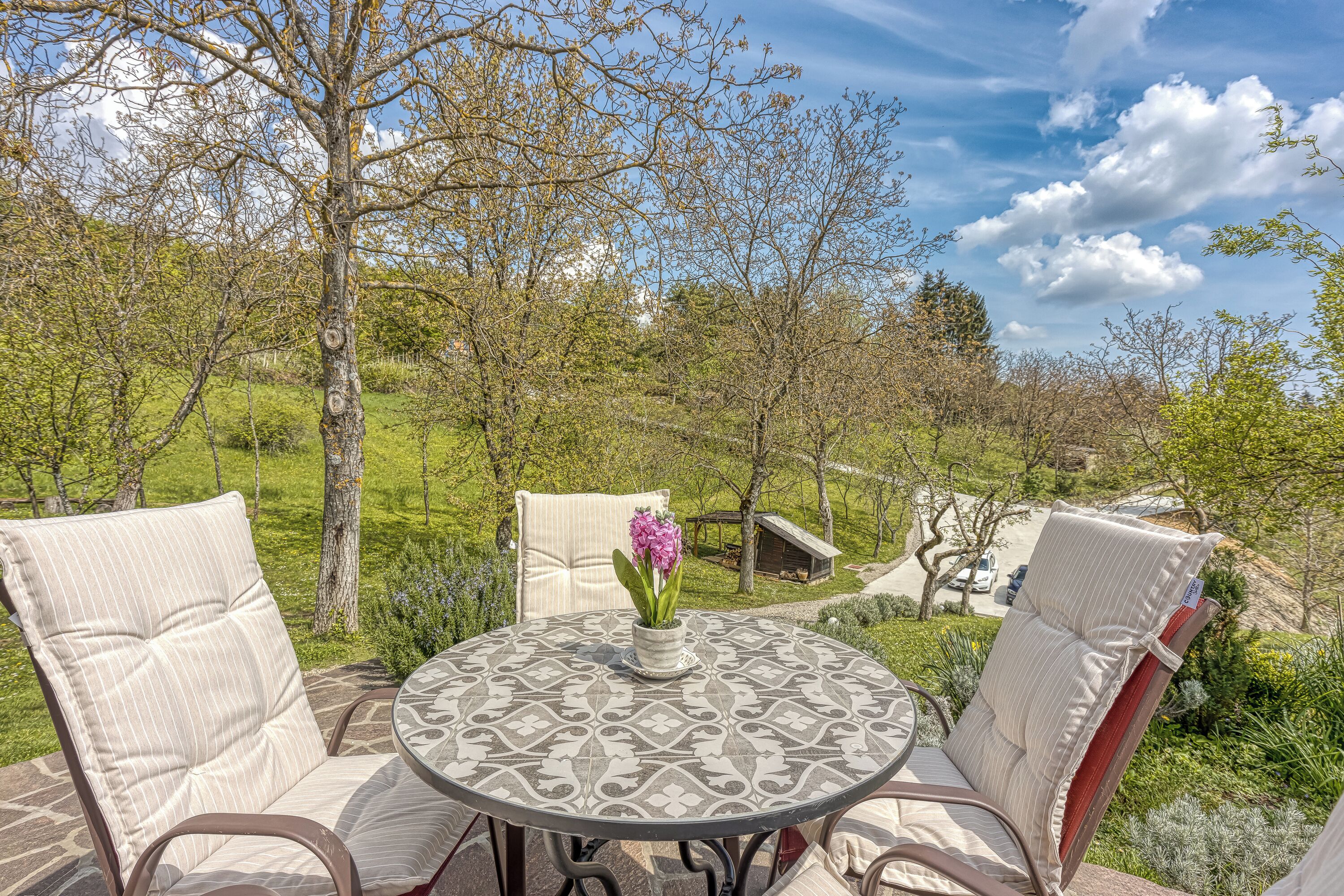 Khu ẩm thực ngoài trời