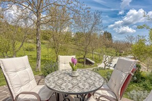 Khu ẩm thực ngoài trời