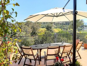 Apartment | 2 bedrooms - Elegant Apartment in Acropolis With Roof Garden (Athens)