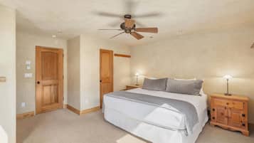Condo, 2 Bedrooms | 2 bedrooms, free WiFi