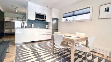 Condo, 1 Bedroom | Interior