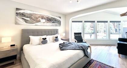 Chic, Modern Walk Anywhere @ Viking Lodge 206 1 Bedroom Condo by RedAwning