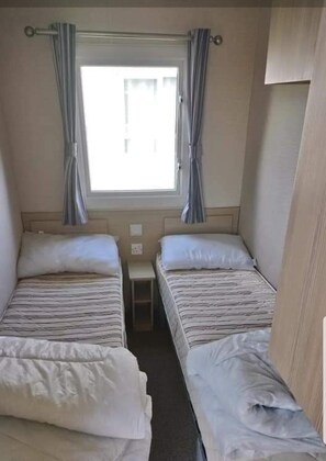 Villa, Multiple Beds