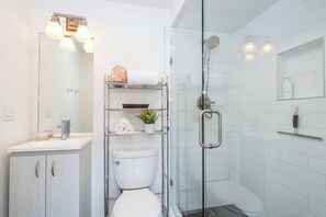 Condo, 1 Bedroom | Bathroom | Towels - Style & Location! Steps To Gondola, Main Street, River 1 Bedroom Condo by RedAwning (Telluride)