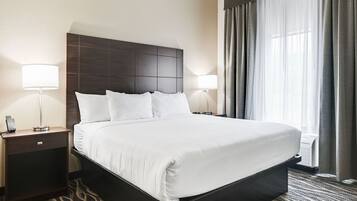 Edredones de plumas, colchones con acolchado adicional, escritorio