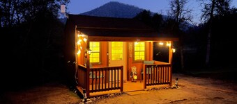 Off-grid 1-bed Cabin in Yokuts Valley