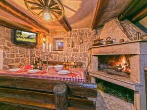 Villa (Three Bedroom Villa with Swimming Poo) | Area per barbecue/picnic