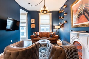 Smart-tv, videospelletjes, een dvd-speler en boeken