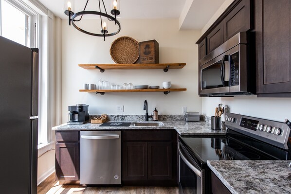 Fridge, microwave, oven, stovetop