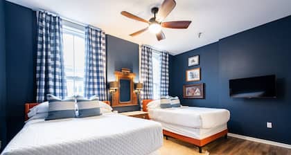 Historic Woodford Buffalo Trace Distil - Sleeps 24