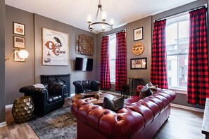 Smart-TV, videospill, DVD-spiller og bøker