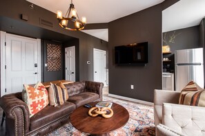 Een smart-tv, videogames, een dvd-speler en boeken