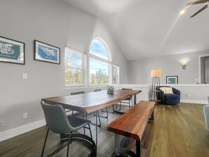 Dining - 928a Lakepoint Circle 3br 2.5ba 3 Bedroom Home by RedAwning (Frisco)