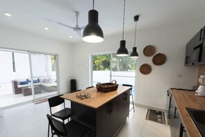 Villa, Mehrere Betten | Eigene Küche | Kühlschrank, Mikrowelle, Ofen, Herdplatte