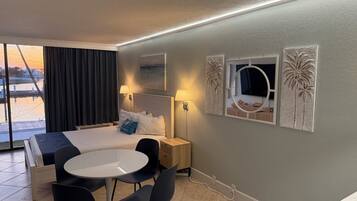 1 chambre, fer et planche Ă repasser, Wi-Fi gratuit, draps fournis