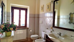 Dusche, Bidet