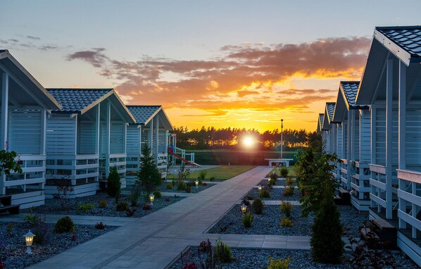 المنطقة المحيطة بالمنشأة