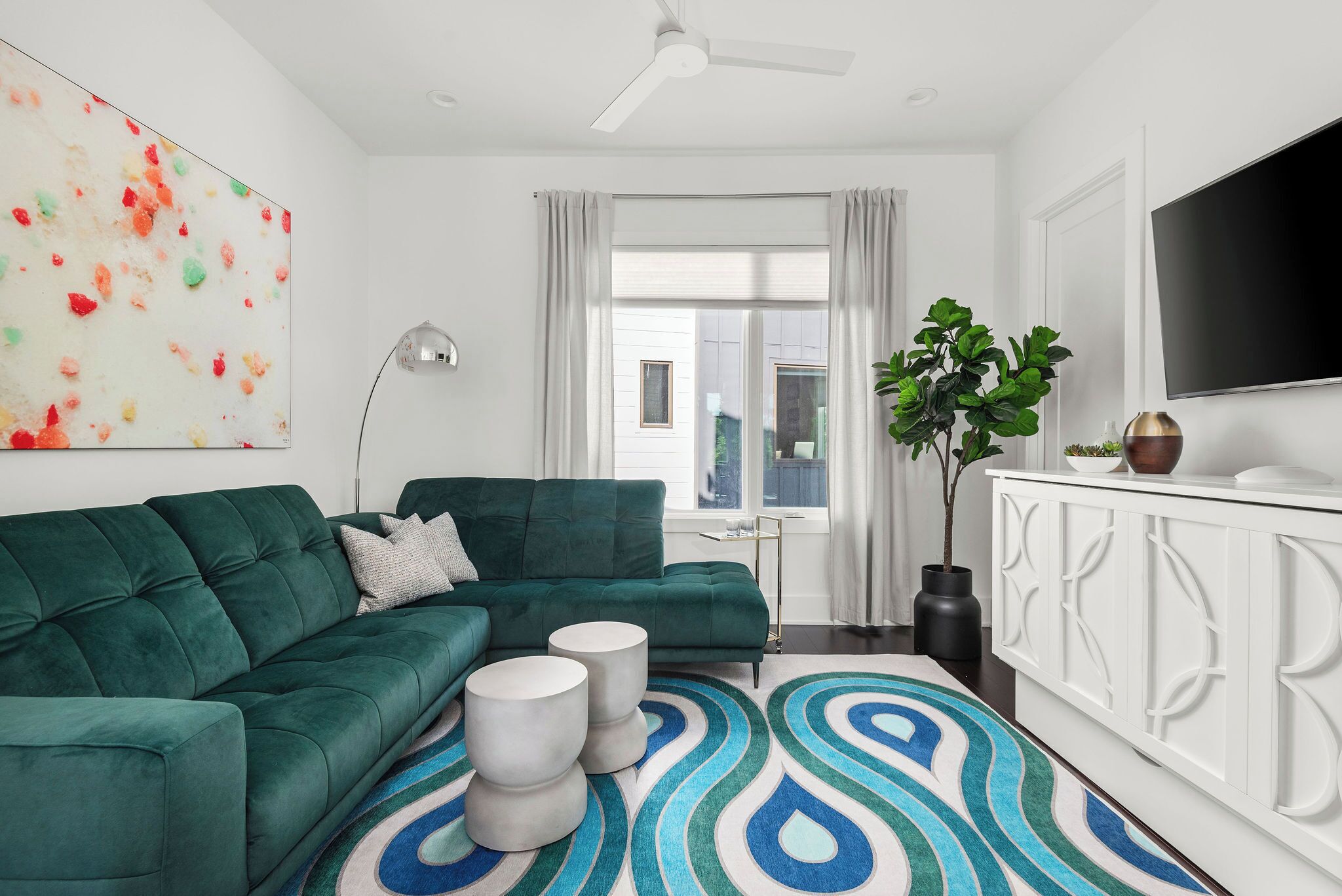 Amazing Rooftop Home walk to 12S-4th Night FREE!